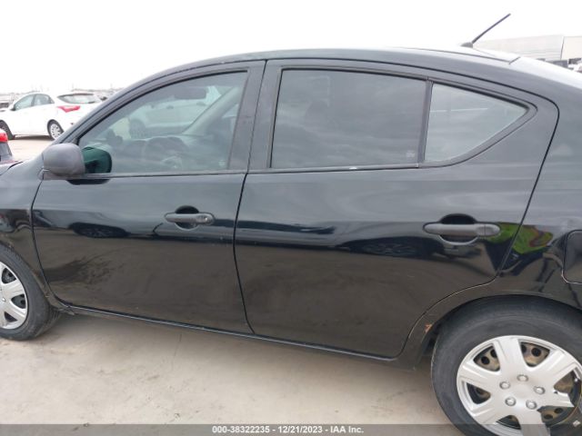 3N1CN7AP4FL821801 Nissan Versa 1.6 S
