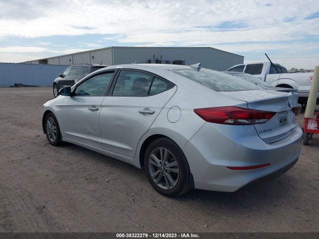 2018 HYUNDAI ELANTRA SEL VIN: 5NPD84LF0JH365607