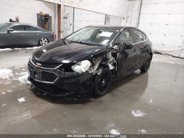 Chevrolet Cruze Lt Auto 2018 3G1BH6SE1JS655235 Image 2
