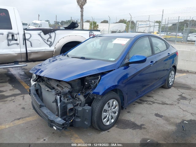 Hyundai ACCENT SE 2017 KMHCT4AE4HU174076 Image 2