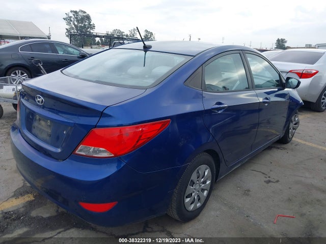 Hyundai ACCENT SE 2017 KMHCT4AE4HU174076 Image 4