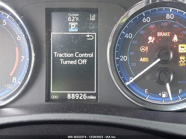 2017 TOYOTA COROLLA SE VIN: 2T1BURHE5HC864870