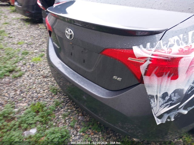 Продажа на аукционе авто 2017 Toyota Corolla Se, vin: 2T1BURHE5HC864870, номер лота: 38322374
