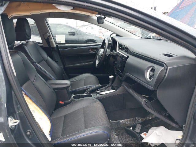 Продажа на аукционе авто 2017 Toyota Corolla Se, vin: 2T1BURHE5HC864870, номер лота: 38322374