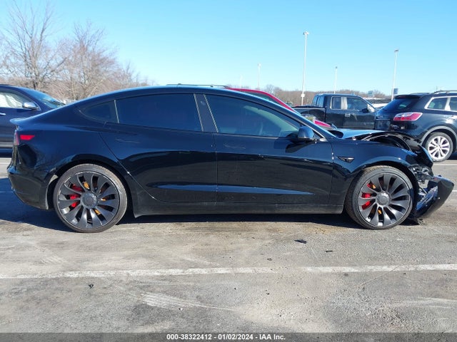 5YJ3E1EC2NF335874 Tesla Model 3 Performance Dual Motor All-wheel Drive