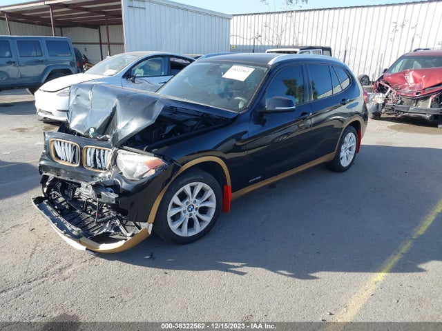 2014 BMW X1 XDRIVE28I VIN: WBAVL1C57EVY17077