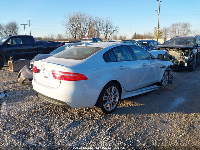 2017 JAGUAR XE SAJAF4BNXHA944155 Photo 3