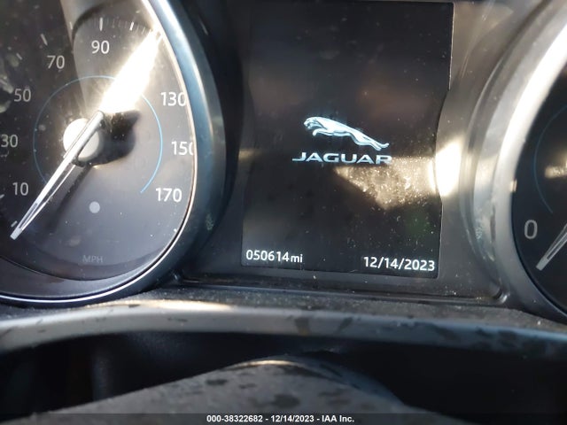 2017 JAGUAR XE SAJAF4BNXHA944155 Photo 6
