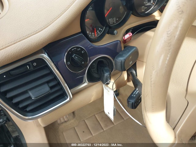 2011 PORSCHE PANAMERA WP0AA2A7XBL010674 Photo 10