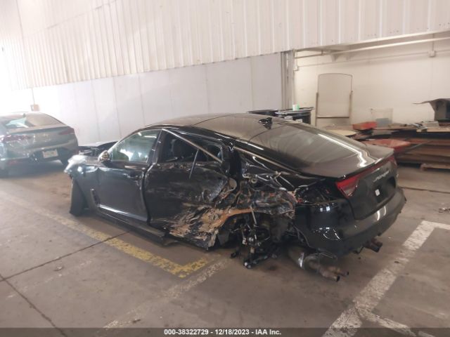 KNAE55LCXN6111117 KIA Stinger Gt2