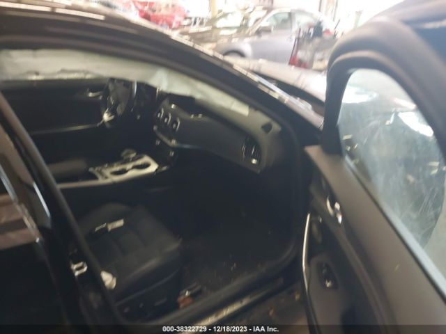 KNAE55LCXN6111117 KIA Stinger Gt2