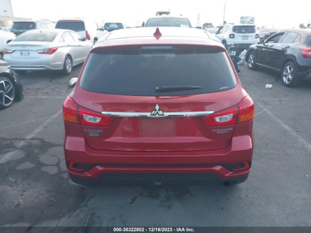 JA4AR3AU8JZ024289 Mitsubishi Outlander Sport 2.0 Le