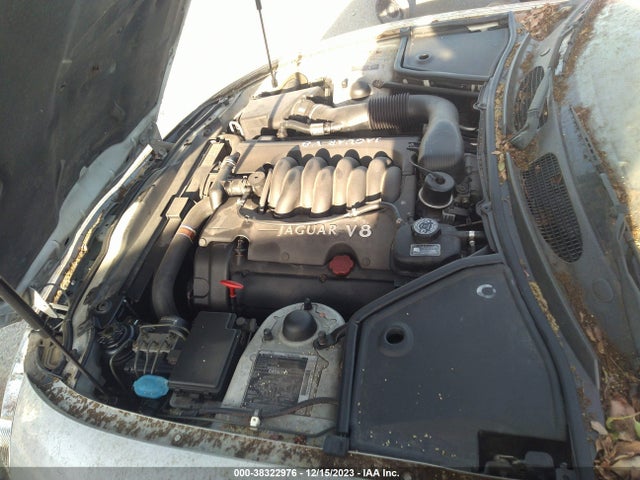 1998 JAGUAR XK8 SAJGX2245WC031064 Photo 9