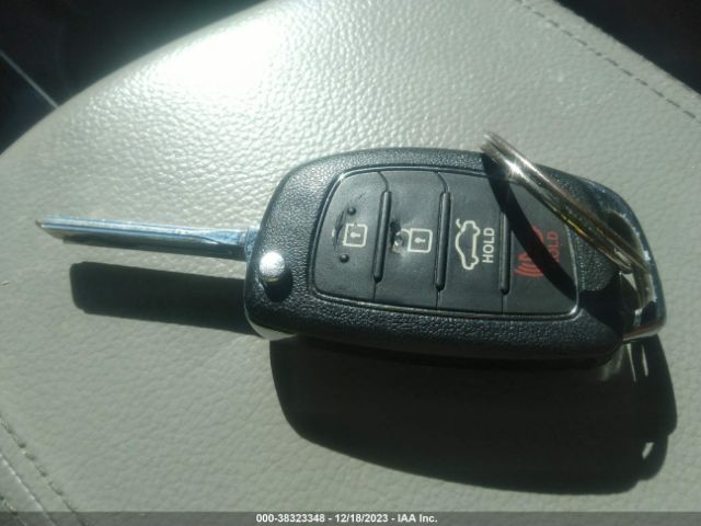 5NPE24AF3FH027117 Hyundai SONATA SE