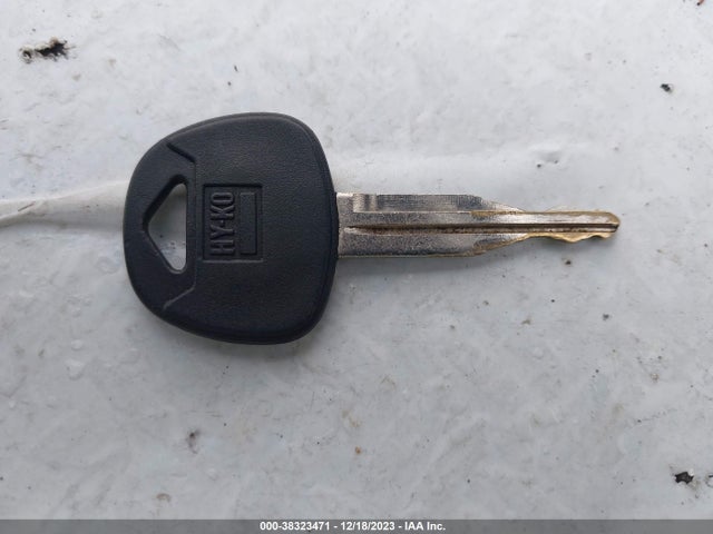 2003 HYUNDAI ELANTRA GLS/GT VIN: KMHDN45D83U510434