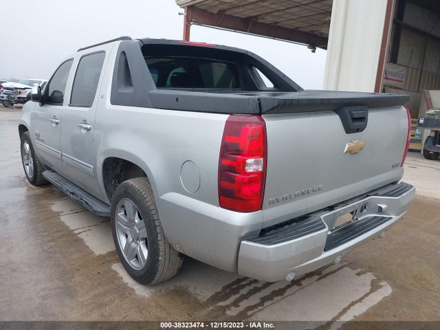 2011 CHEVROLET AVALANCHE 1500 LT1 VIN: 3GNMCFE02BG373499