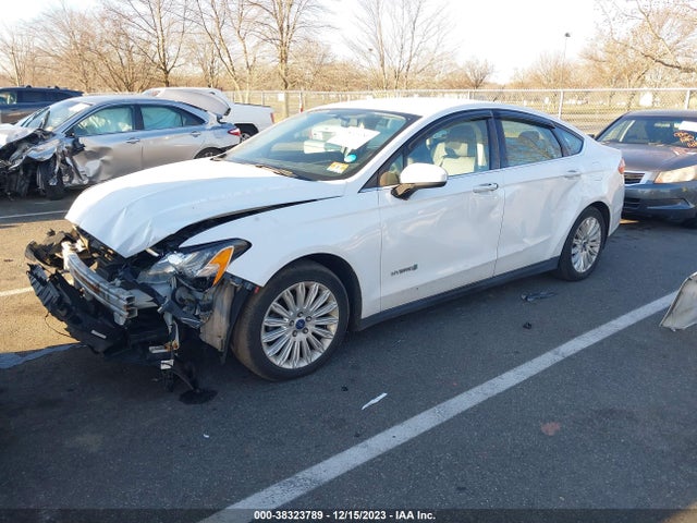 Ford Fusion Hybrid S 2015 3FA6P0UU9FR188048 Image 2