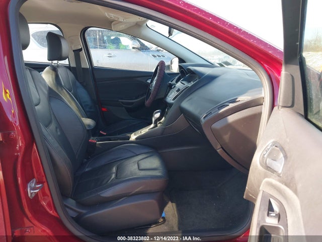 2015 FORD FOCUS SE VIN: 1FADP3F20FL274108