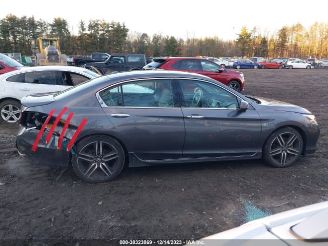 1HGCR3F9XHA014036 Honda Accord Touring V6