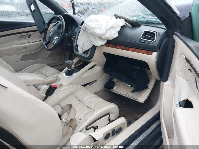 2011 VOLKSWAGEN EOS LUX VIN: WVWFA7AH7BV002161