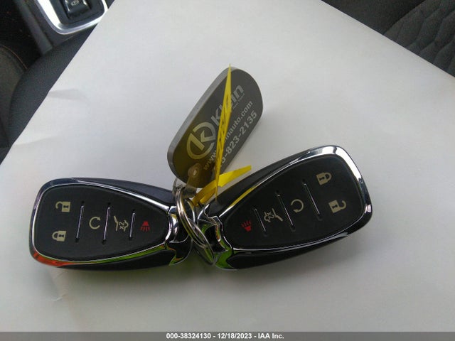 Chevrolet EQUINOX LT 2018 2GNAXSEV1J6275974 Image 11