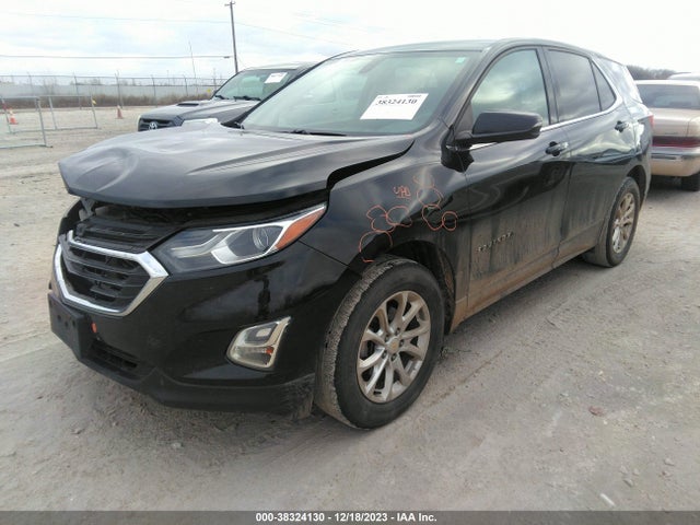 Chevrolet EQUINOX LT 2018 2GNAXSEV1J6275974 Image 2