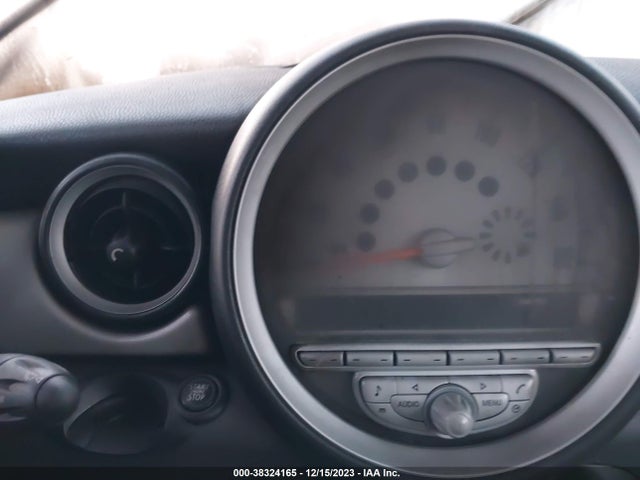 2010 MINI COOPER CLUBMAN VIN: WMWML3C50ATX38606