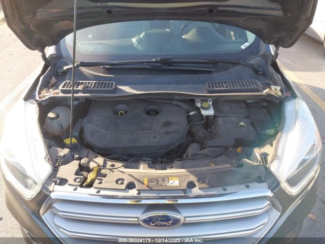 2017 FORD ESCAPE 1FMCU9J99HUC13581 Photo 9