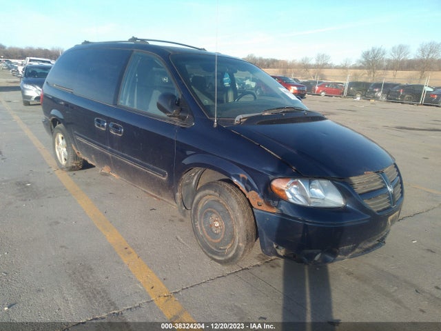 2005 DODGE GRAND CARAVAN SXT VIN: 2D4GP44L85R500557