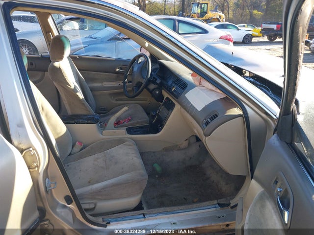 1995 HONDA ACCORD LX VIN: JHMCD5630SC025898