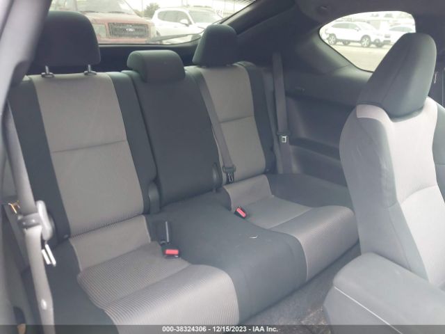 JTKJF5C76GJ022204 Scion TC