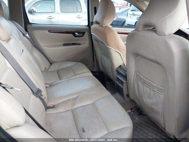 2001 VOLVO V70 T5 A (DISCONTINUED)/T5 A SR/T5 M/T5 M SR VIN: YV1SW53D911007022