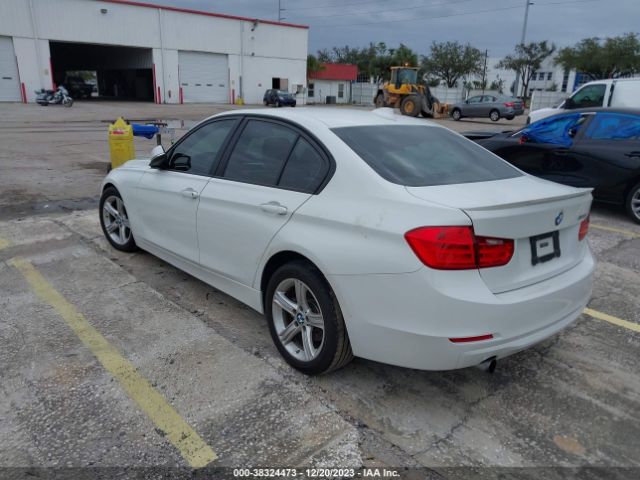 WBA3B1C57FK140545 BMW 320i