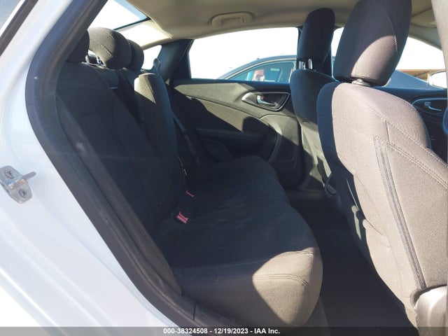 1C3CCCAB1FN597858 Chrysler 200 Limited