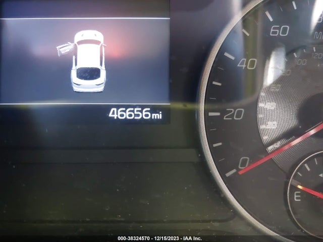 38324570 :رقم المزاد ، KNAE15LA2K6052103 vin ، 2019 Kia Stinger مزاد بيع