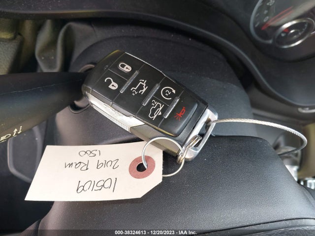 RAM 1500 Laramie  4x4 5'7 Box 2019 1C6SRFJTXKN743403 Image 11