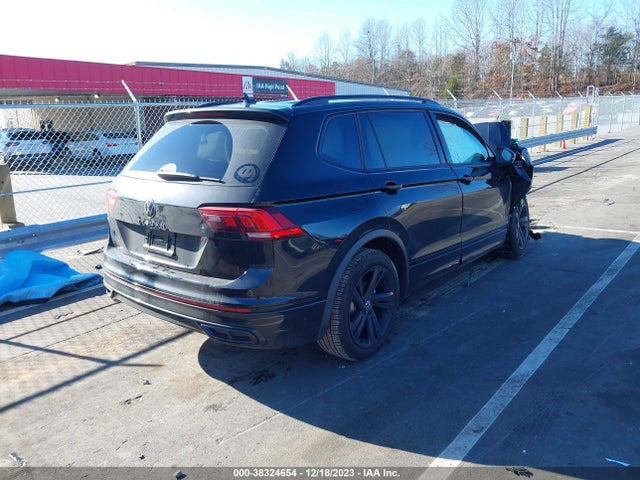 3VVCB7AX2PM114957 Volkswagen Tiguan 2.0t Se R-line Black