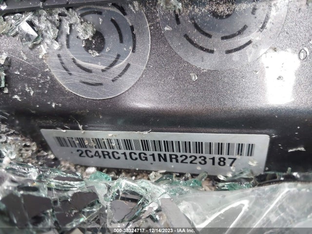 2C4RC1CG1NR223187 Chrysler Voyager Lx