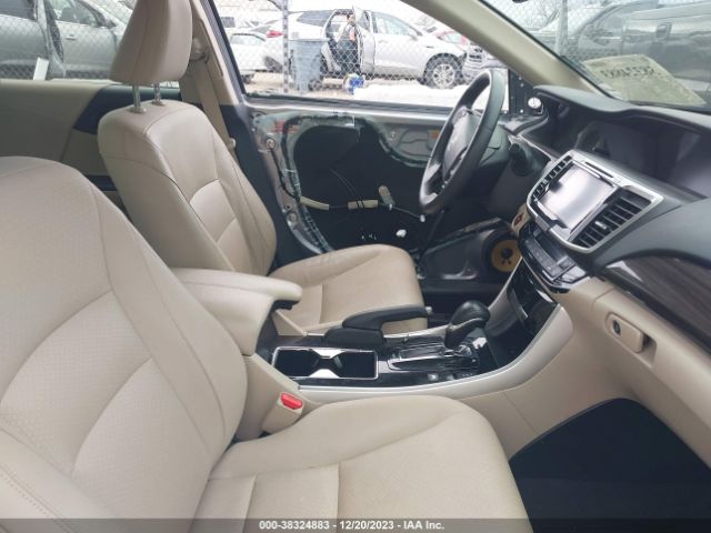 JHMCR6F76HC003553 Honda Accord Hybrid Touring