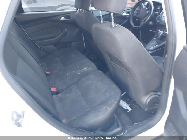 Ford FOCUS SE 2017 1FADP3K2XHL248012 Image 8