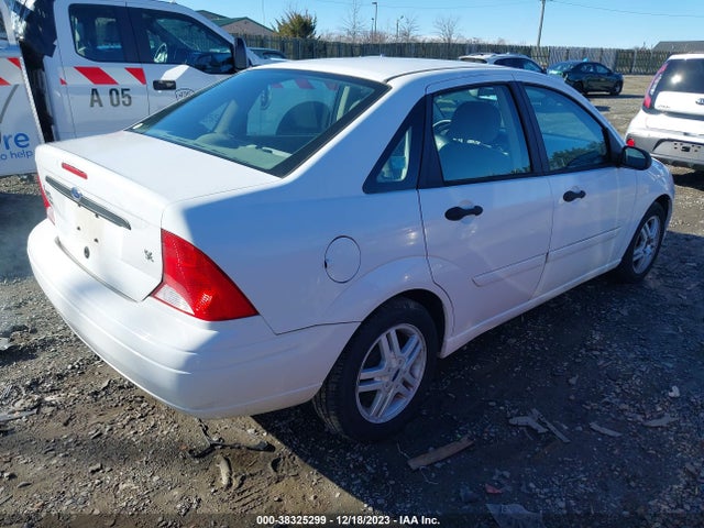 2000 FORD FOCUS SE VIN: 1FAFP34PXYW296108