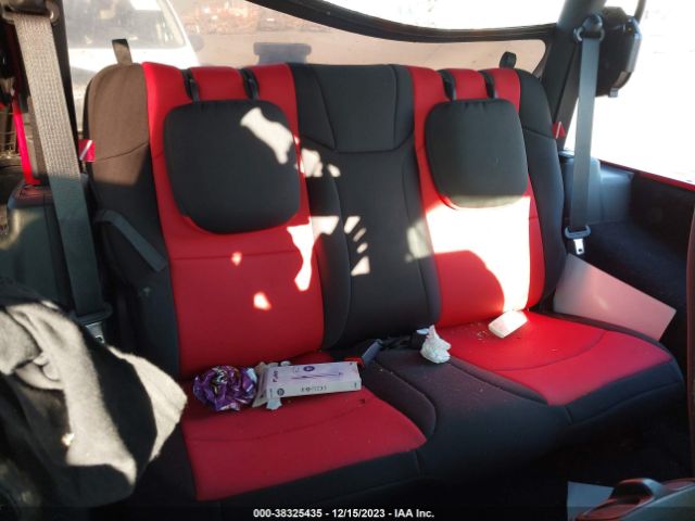 2019 JEEP WRANGLER 1C4GJXAGXKW570944 Photo 7