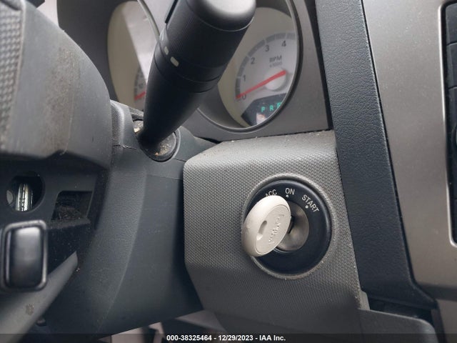 2008 DODGE AVENGER SE VIN: 1B3LC46K38N657170