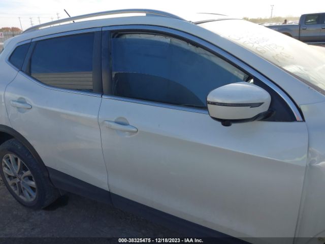 JN1BJ1CV3LW542880 Nissan Rogue Sport Sv Fwd Xtronic Cvt