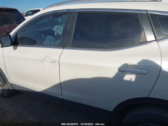 JN1BJ1CV3LW542880 Nissan Rogue Sport Sv Fwd Xtronic Cvt