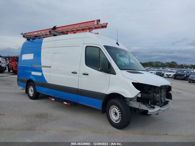 2020 W1Y40CHY0LT028280 main image