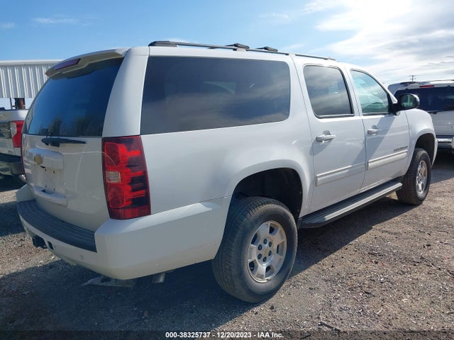 Chevrolet Suburban 1500 Ls 2014 1GNSCHE02ER216899 Image 4
