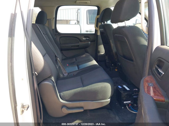 Chevrolet Suburban 1500 Ls 2014 1GNSCHE02ER216899 Image 8