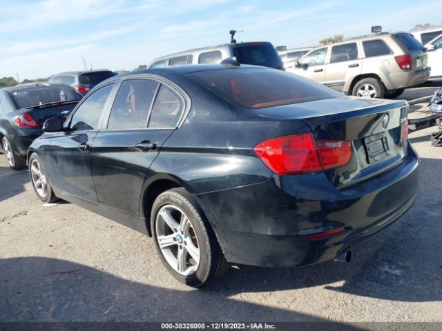 WBA3B1C55FK140902 BMW 320i