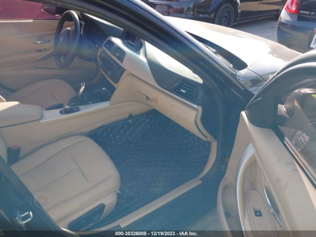 WBA3B1C55FK140902 BMW 320i